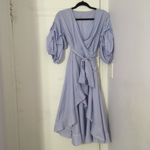 Lulus Dresses & Skirts - Lulu's high-low wrap dress